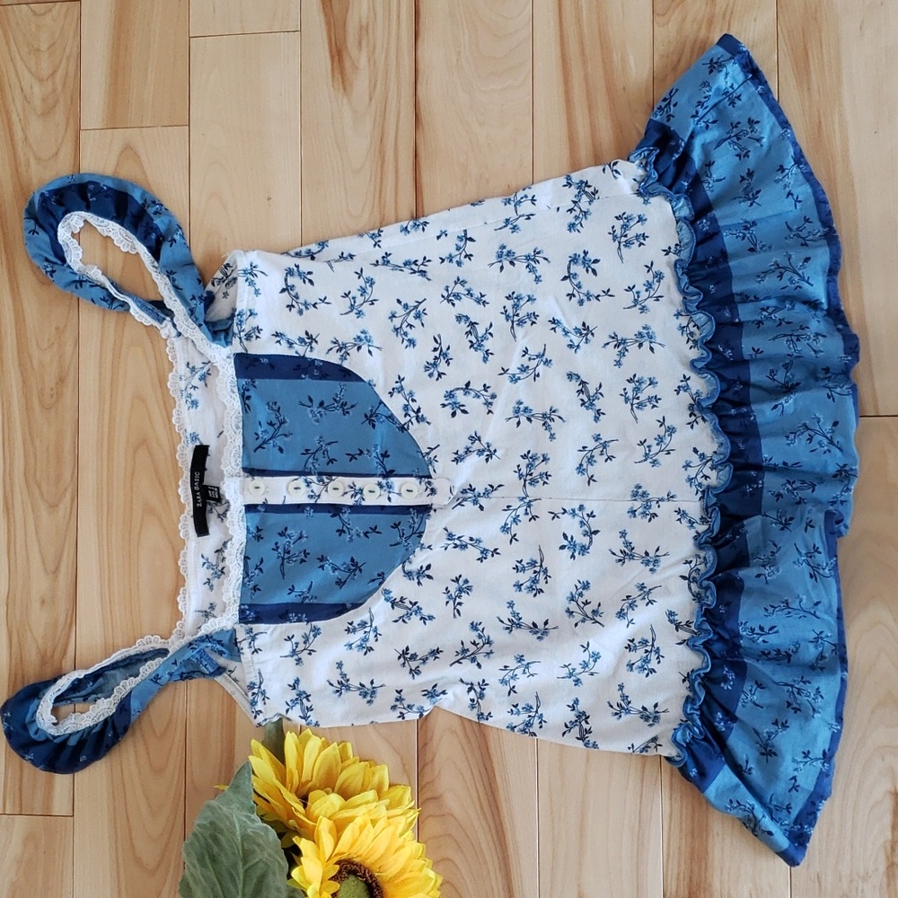 ZARA floral prairie tank with ruffles 🦋🌼